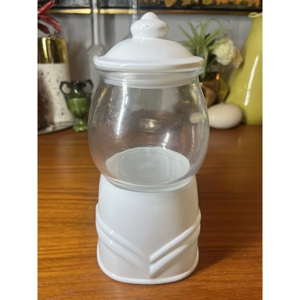 Target Bullseye Playground Gumball Machine Glass WHITE Limited Edition